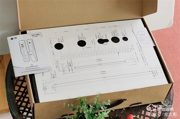 小益X6智能锁天猫版测评：门铃猫眼和门锁三合一，更安全更实惠